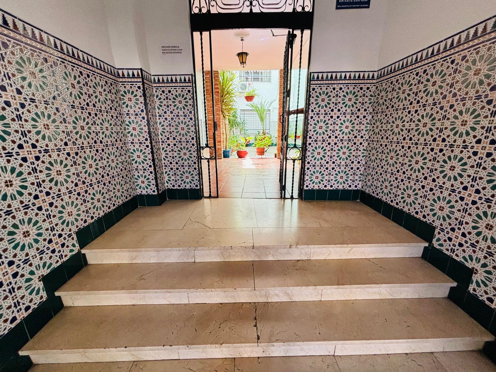 For sale of flat in Córdoba