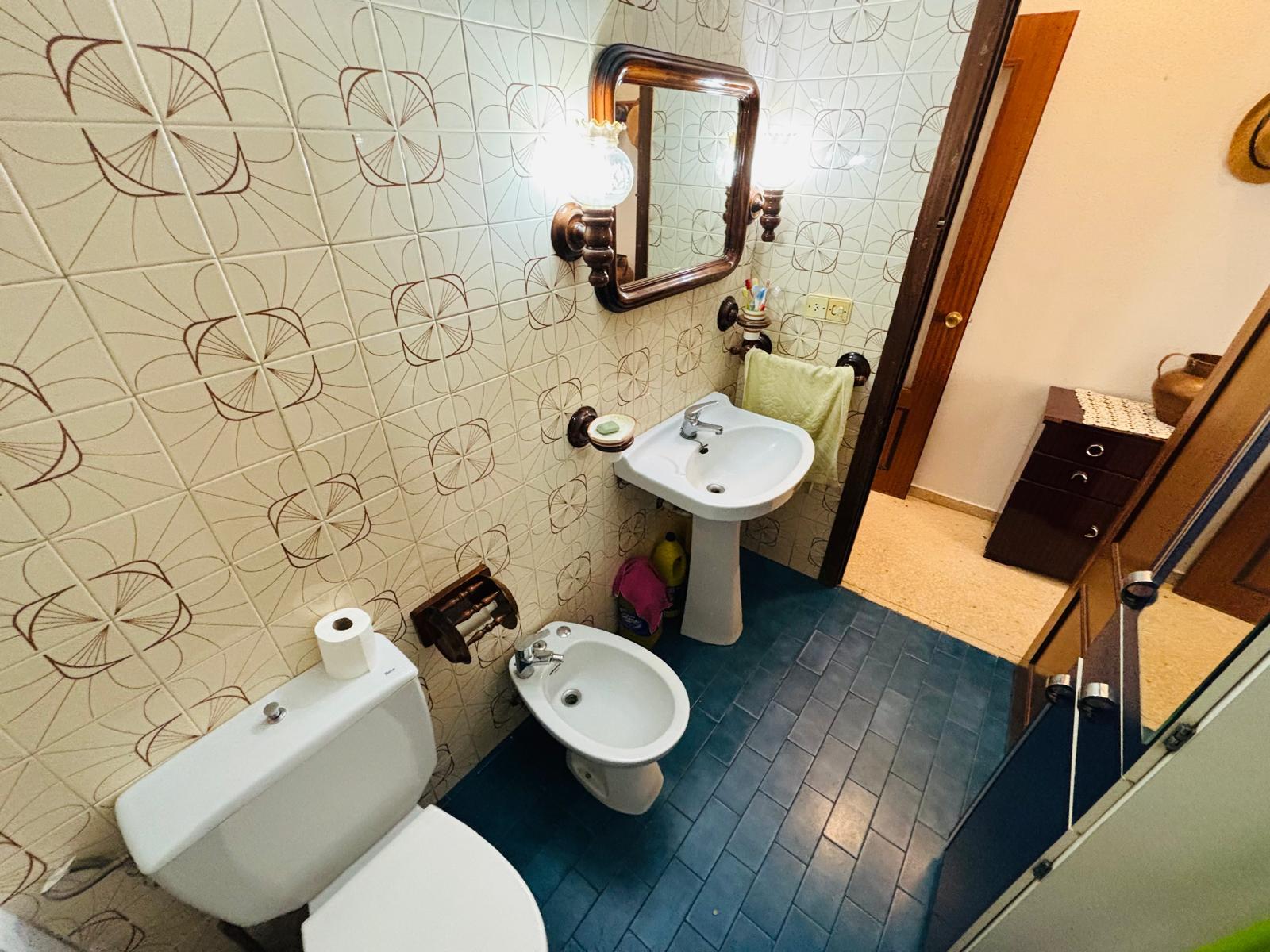 For sale of flat in Córdoba