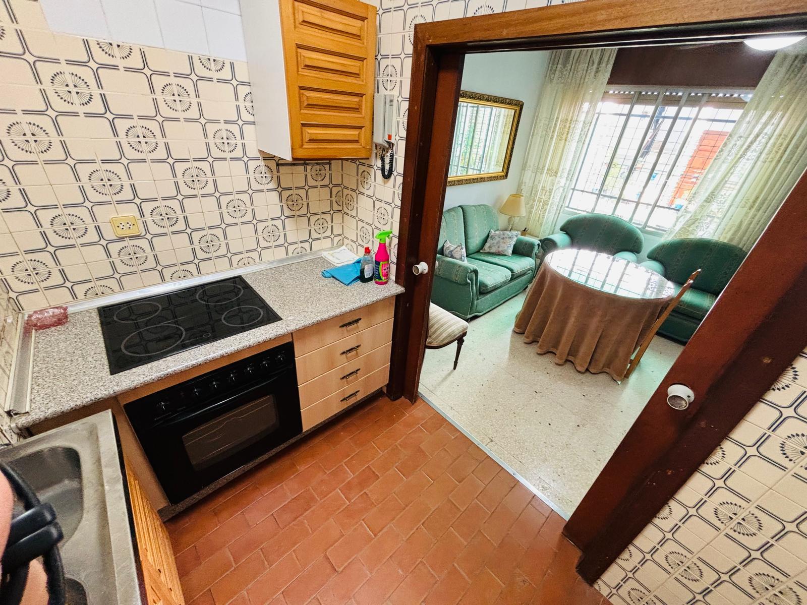 For sale of flat in Córdoba