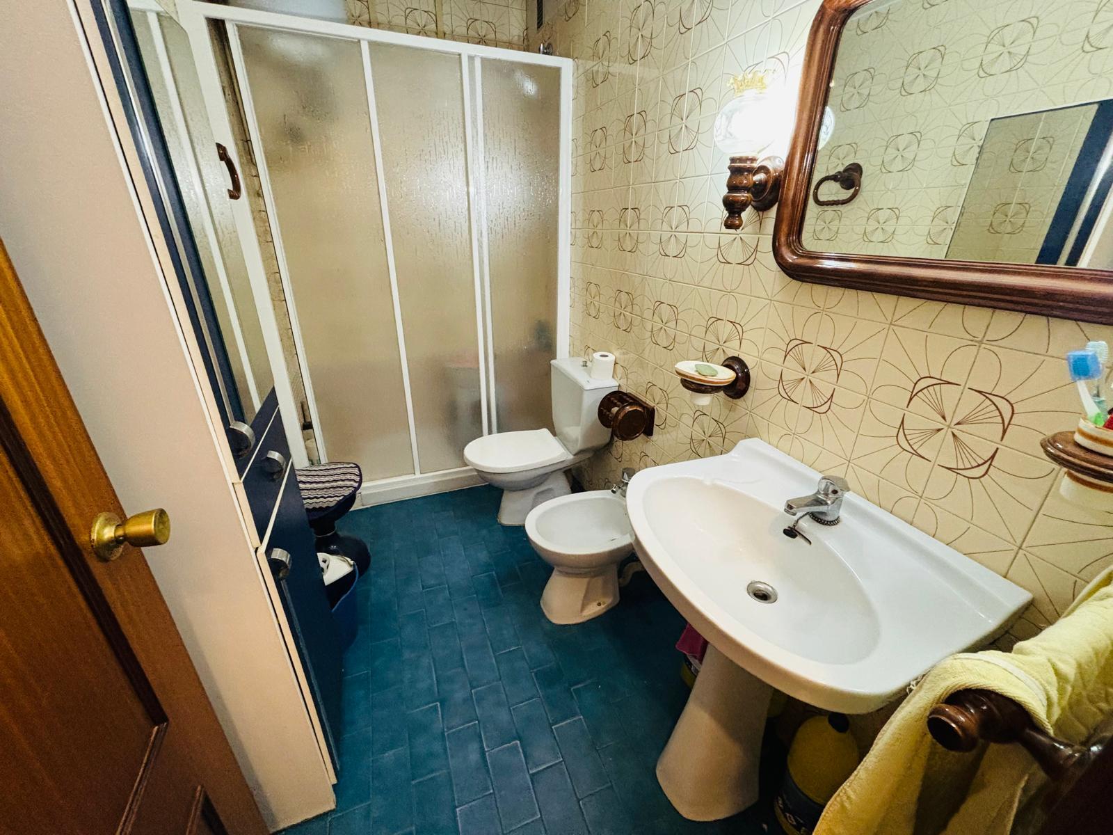 For sale of flat in Córdoba
