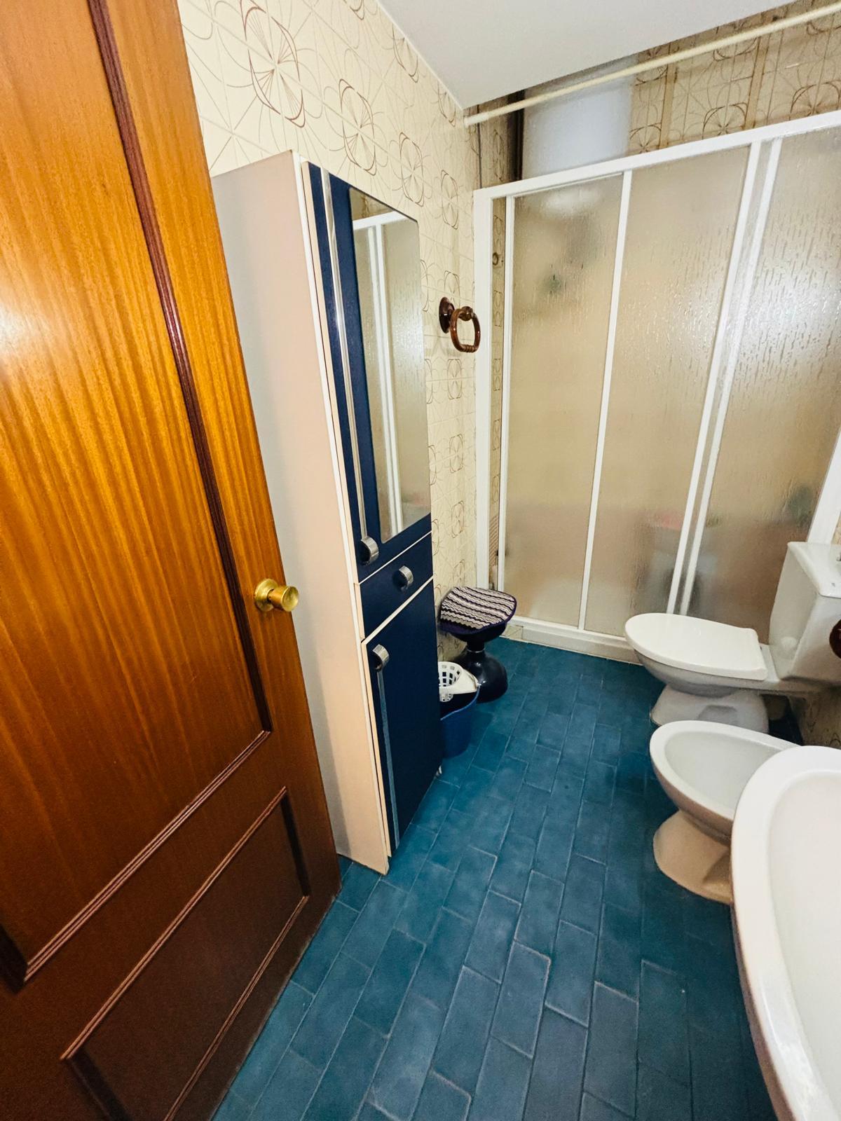 For sale of flat in Córdoba