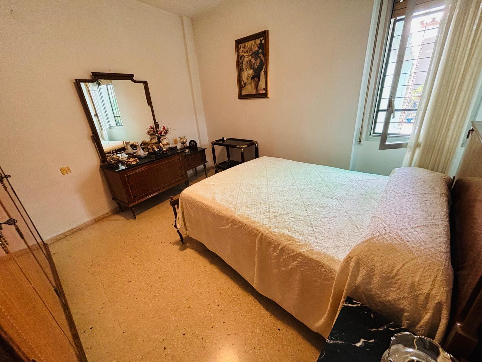 For sale of flat in Córdoba