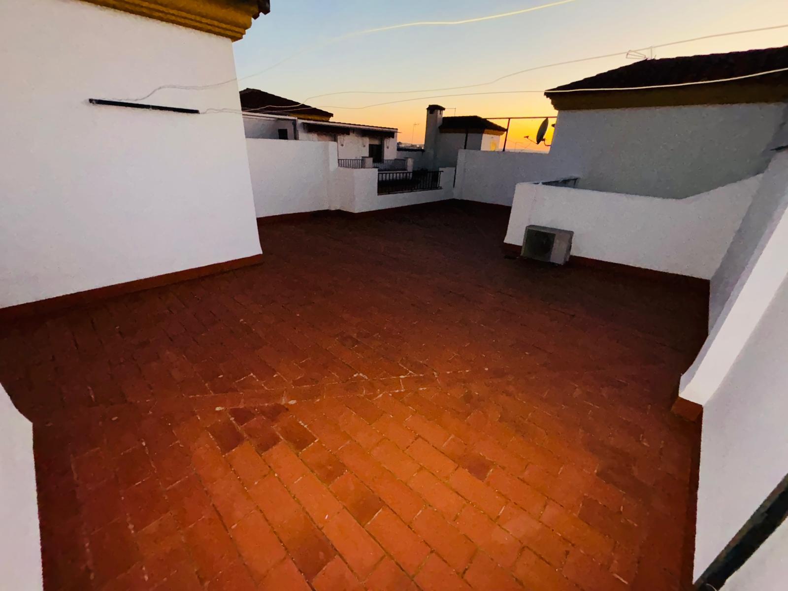 For sale of house in Villafranca de Córdoba