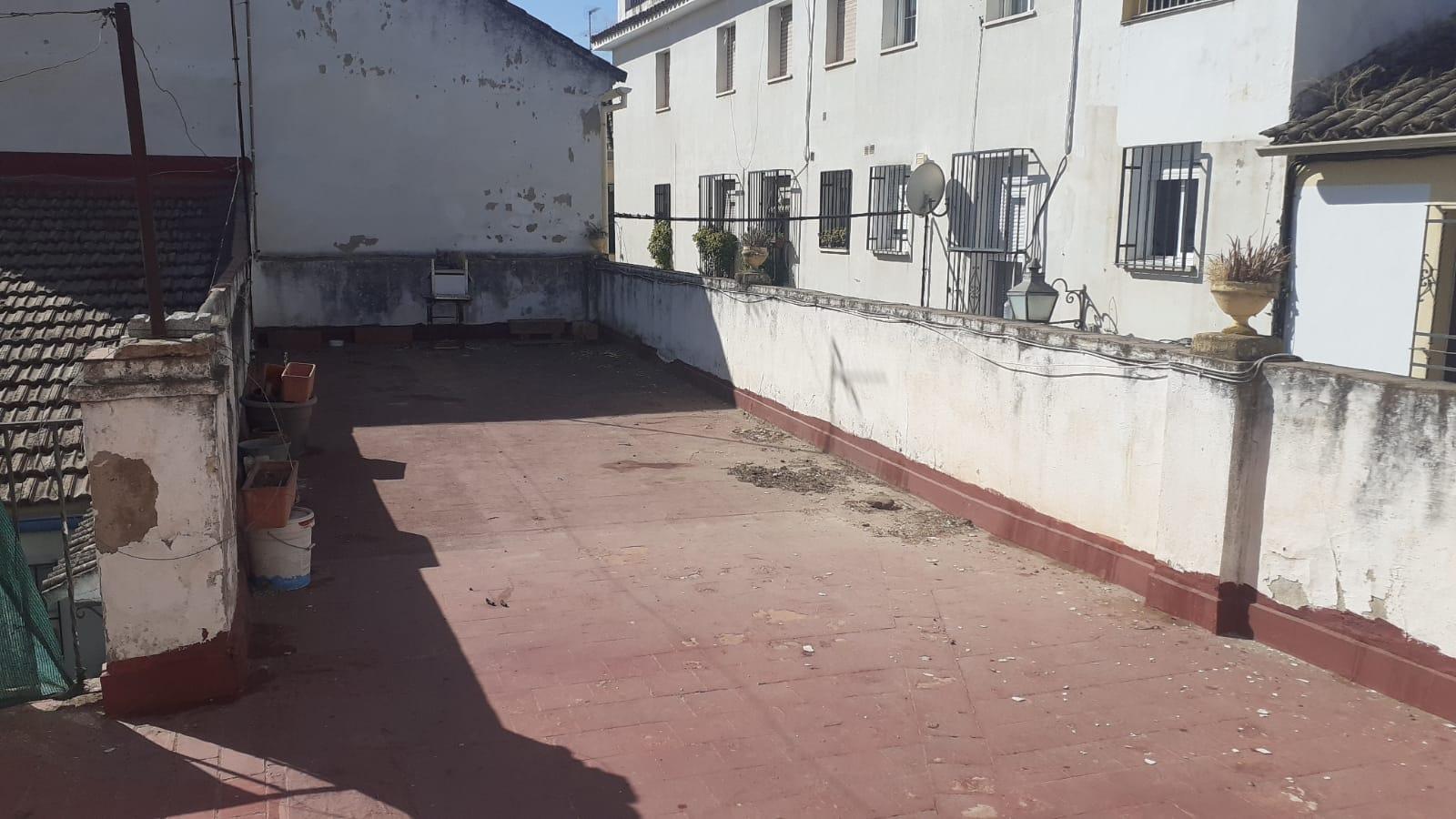 For sale of house in Córdoba