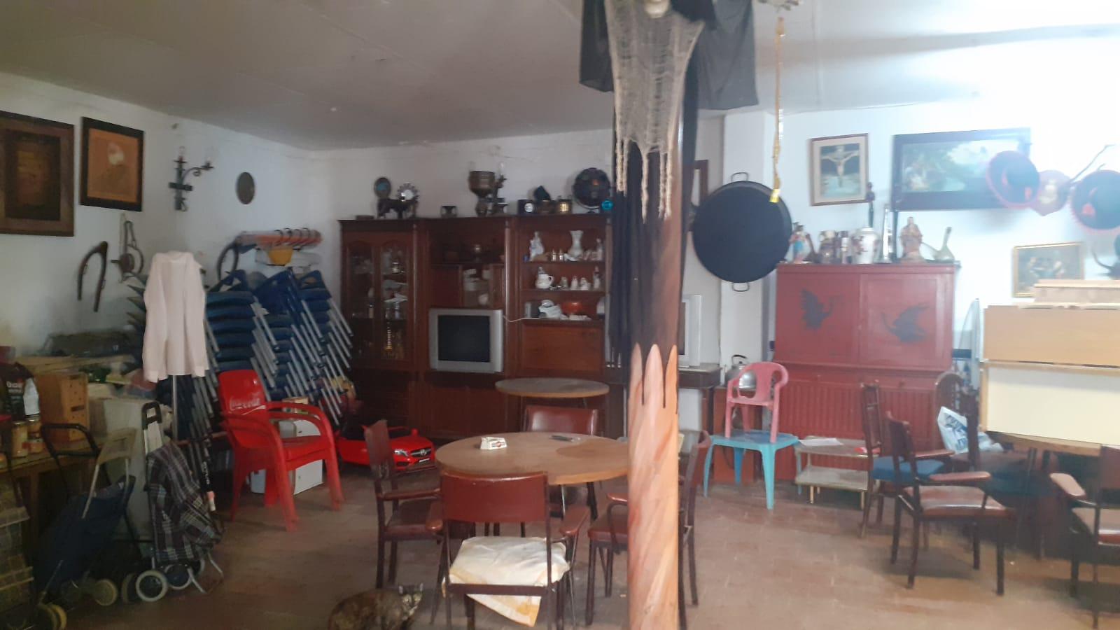 For sale of house in Córdoba