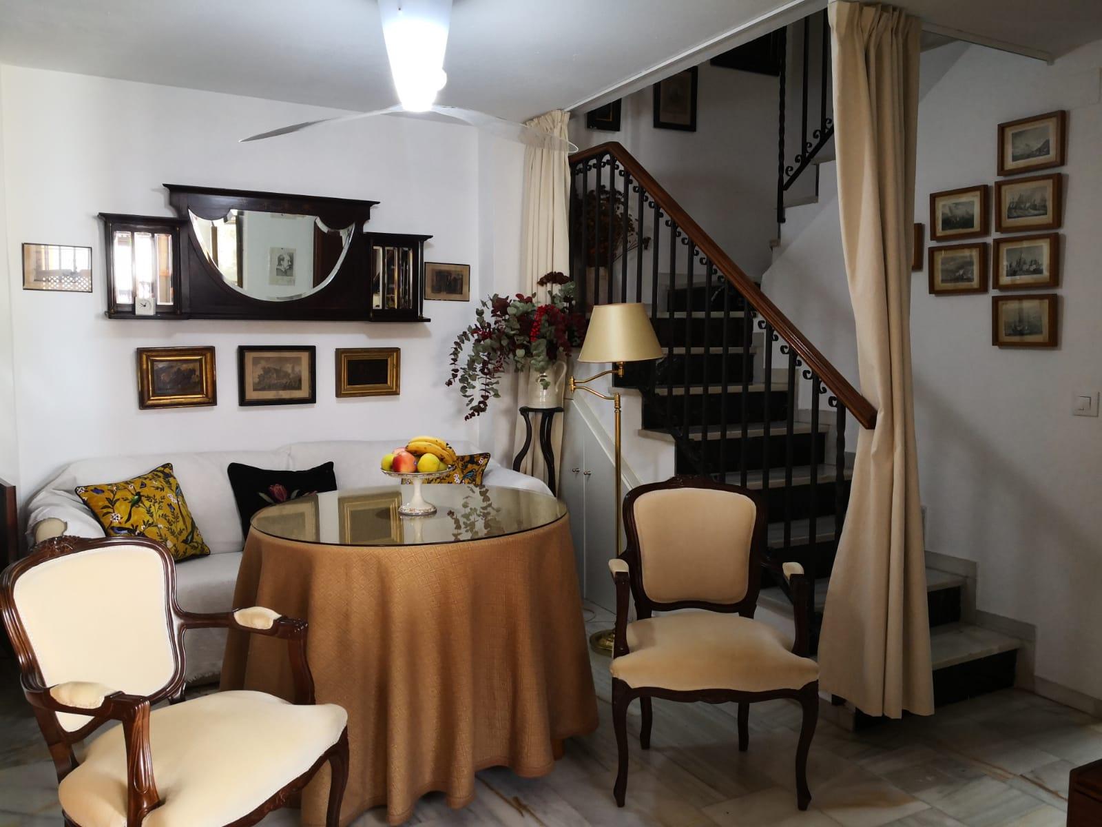 For sale of house in Córdoba