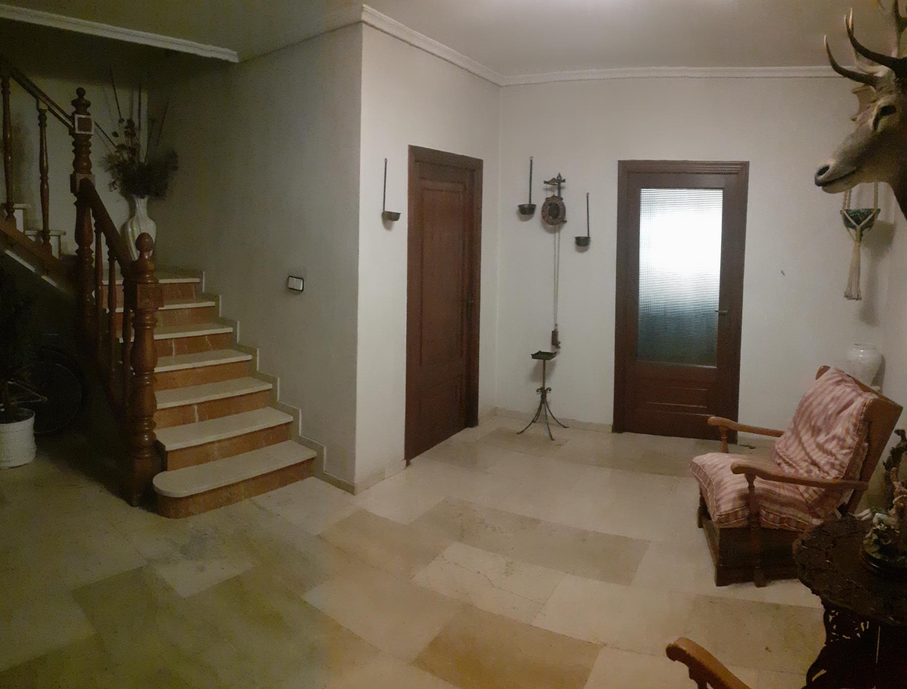 For sale of house in Córdoba