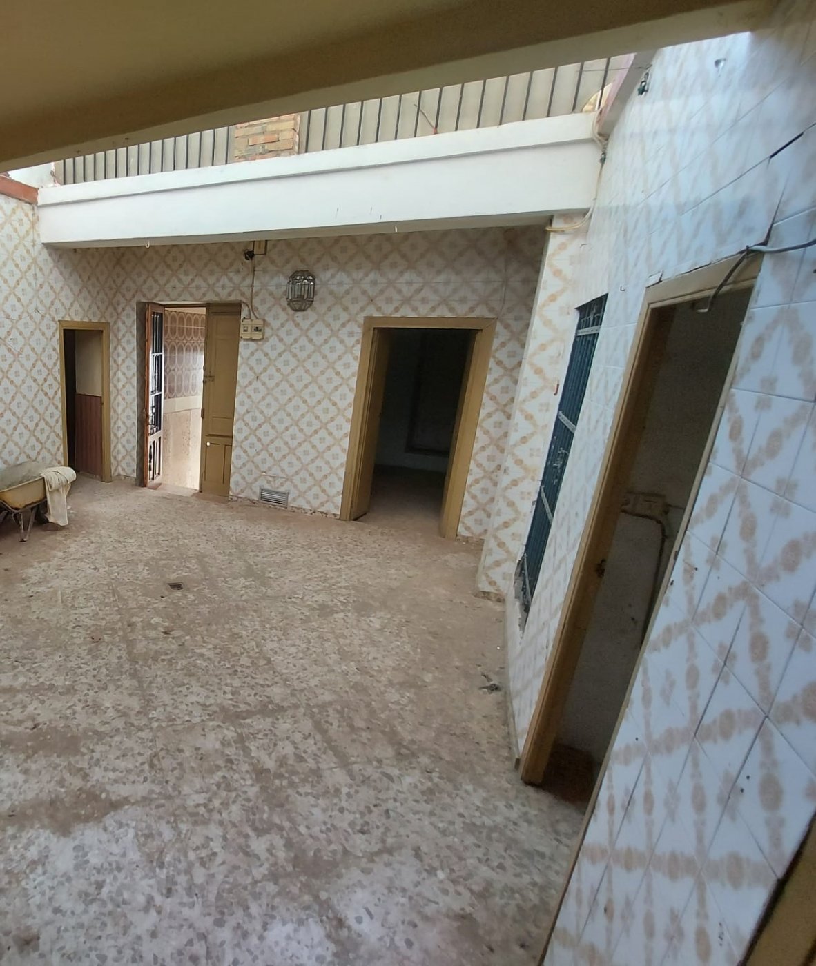 For sale of house in Córdoba