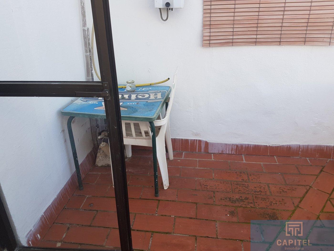 For sale of house in Córdoba