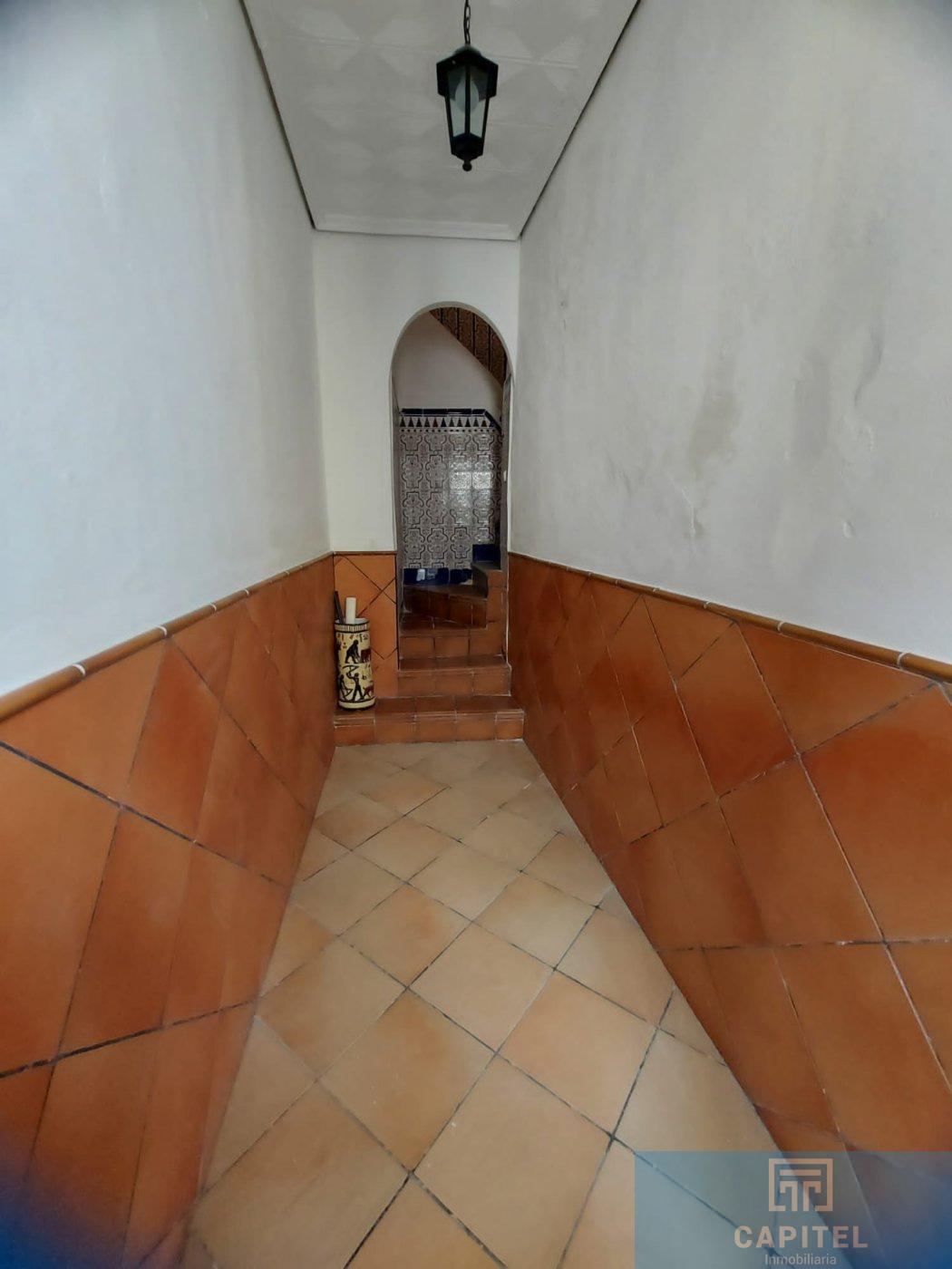 For sale of house in Córdoba