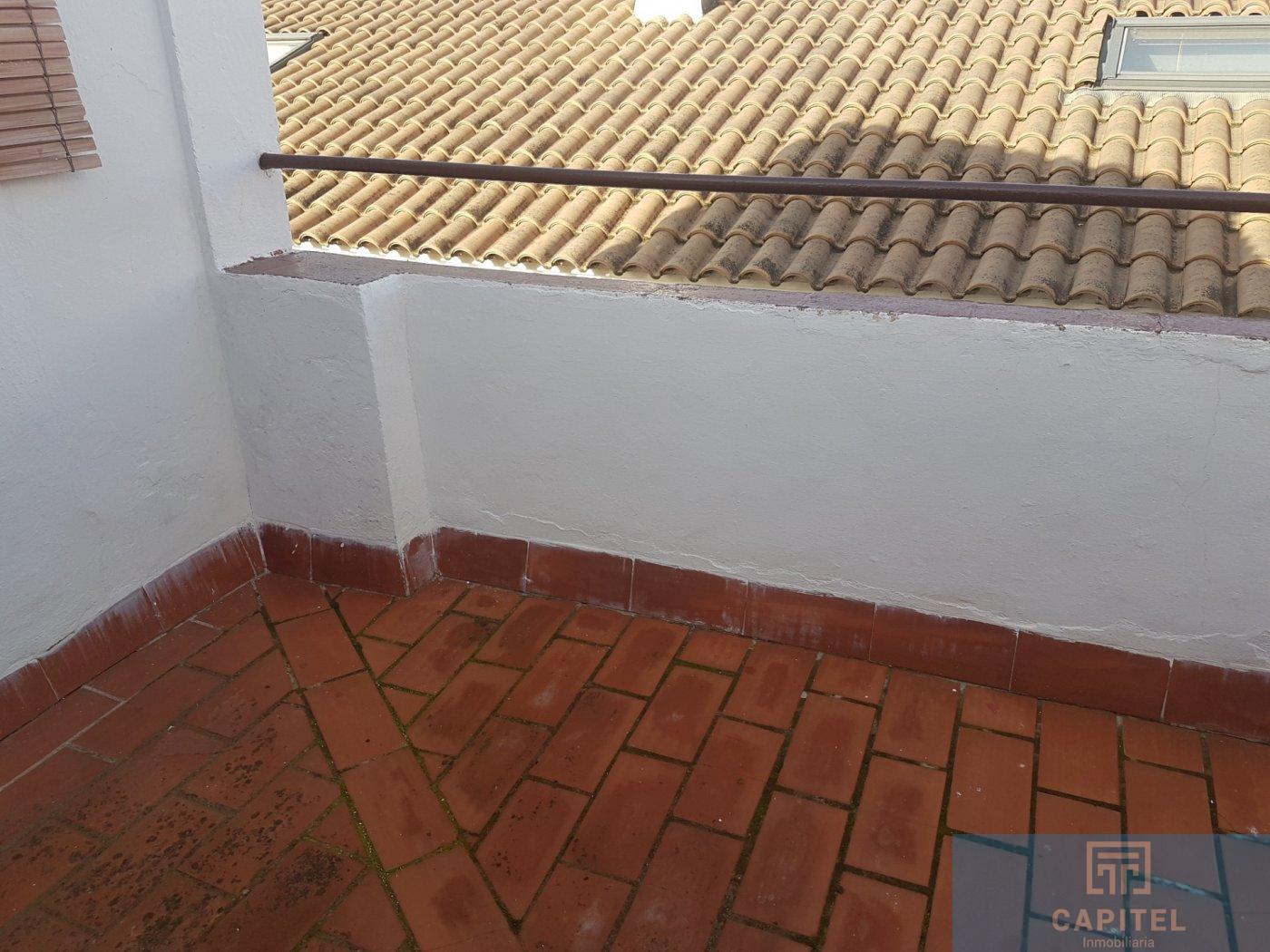 For sale of house in Córdoba