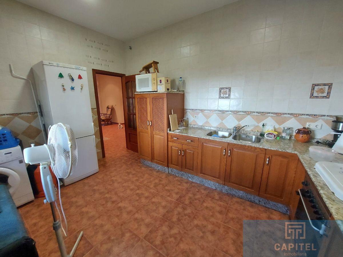 For sale of chalet in Córdoba