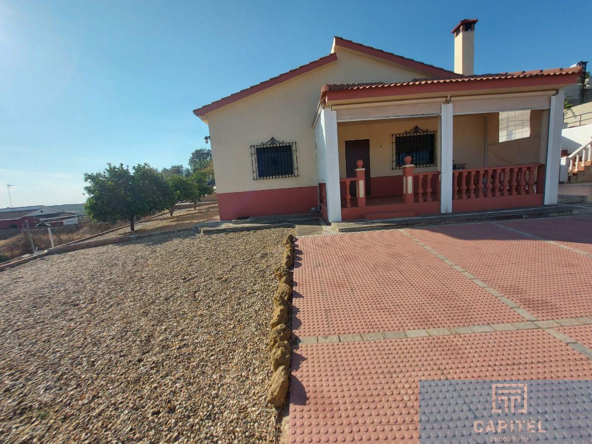 For sale of chalet in Córdoba