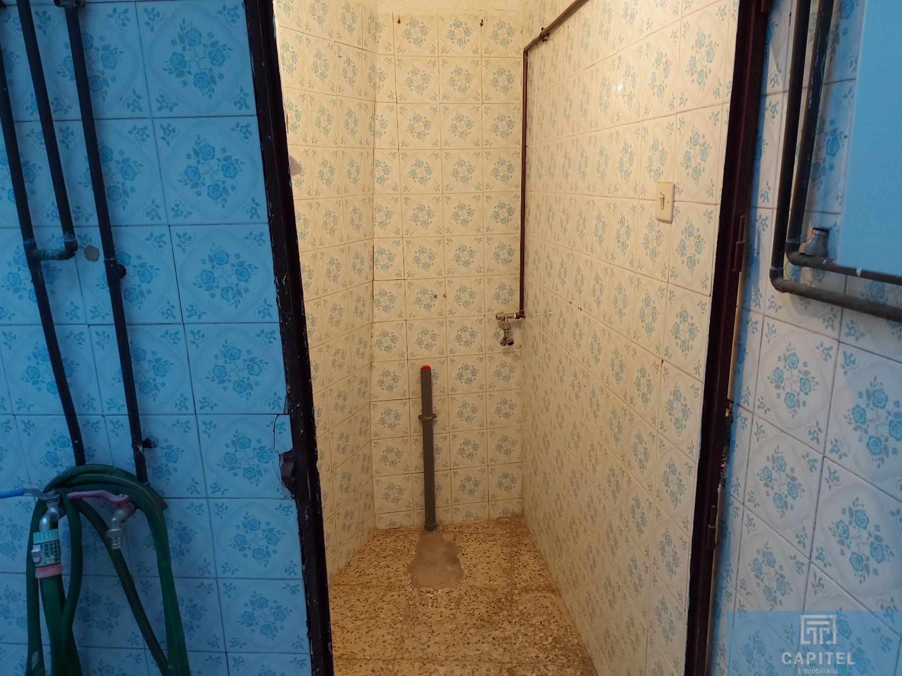 For sale of house in Córdoba