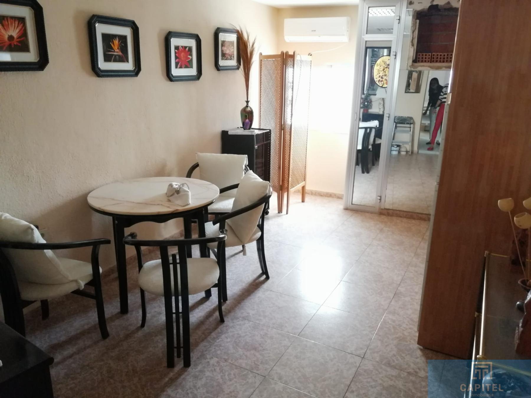 For sale of house in Córdoba