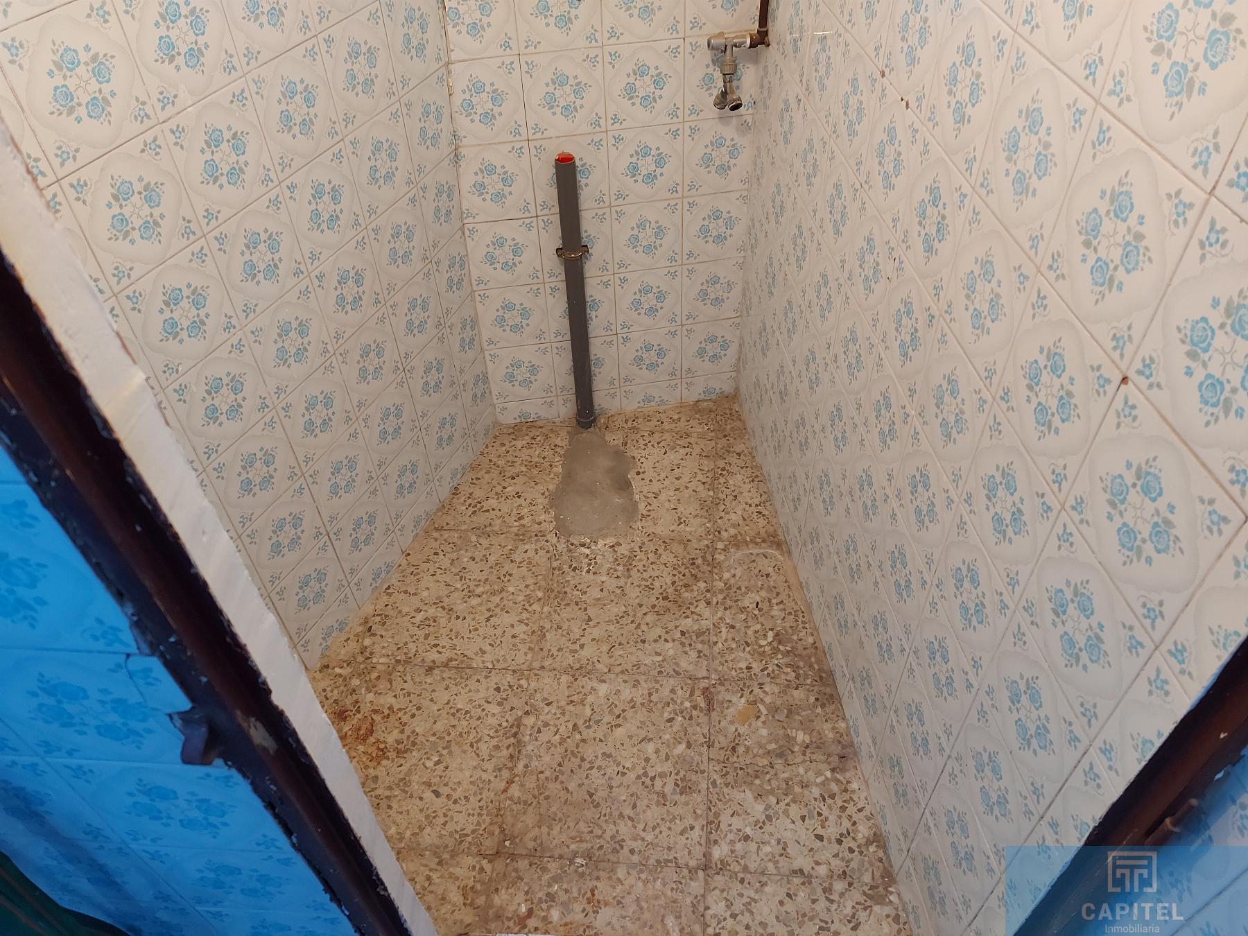 For sale of house in Córdoba