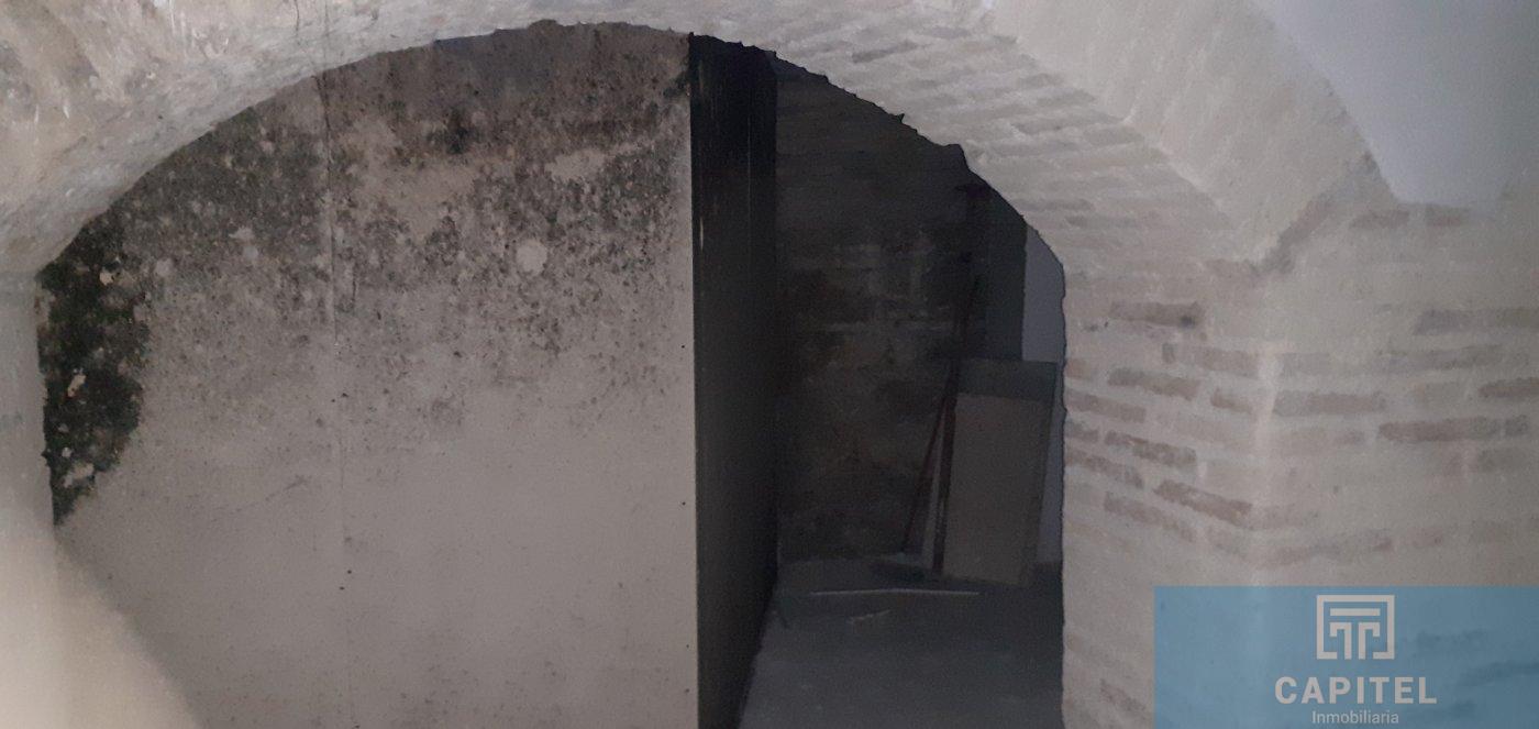 For rent of commercial in Córdoba