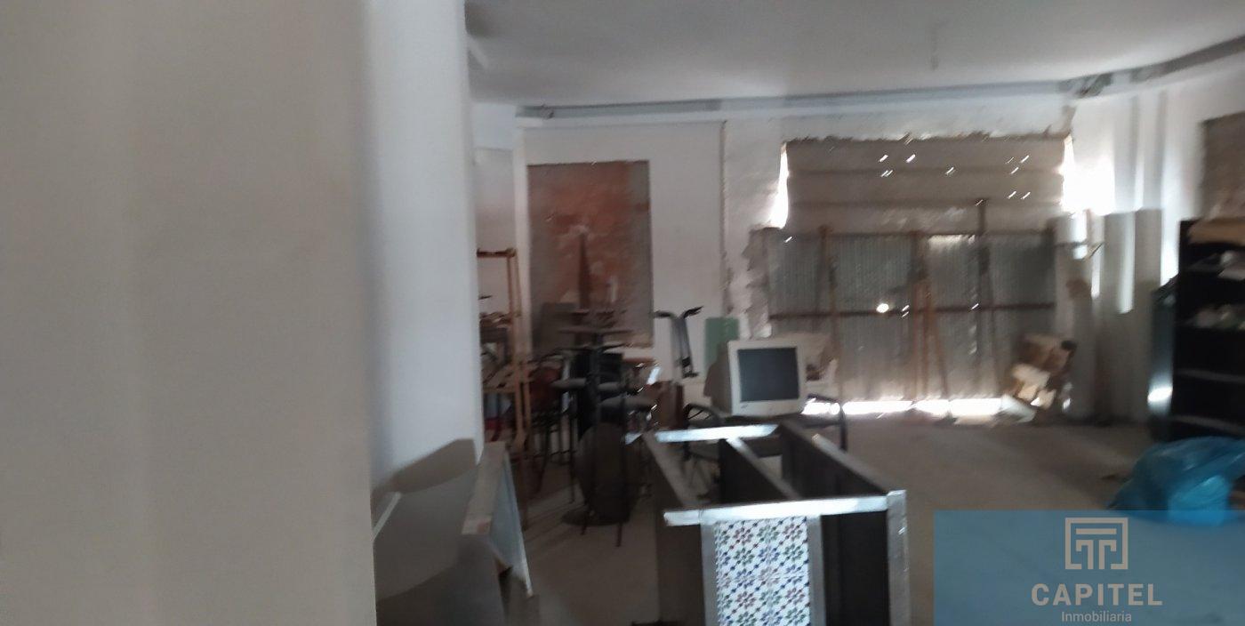 For rent of commercial in Córdoba