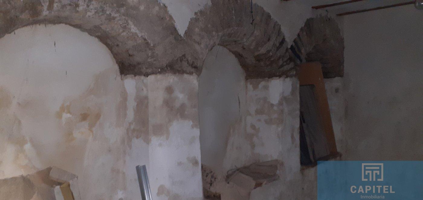 For rent of commercial in Córdoba