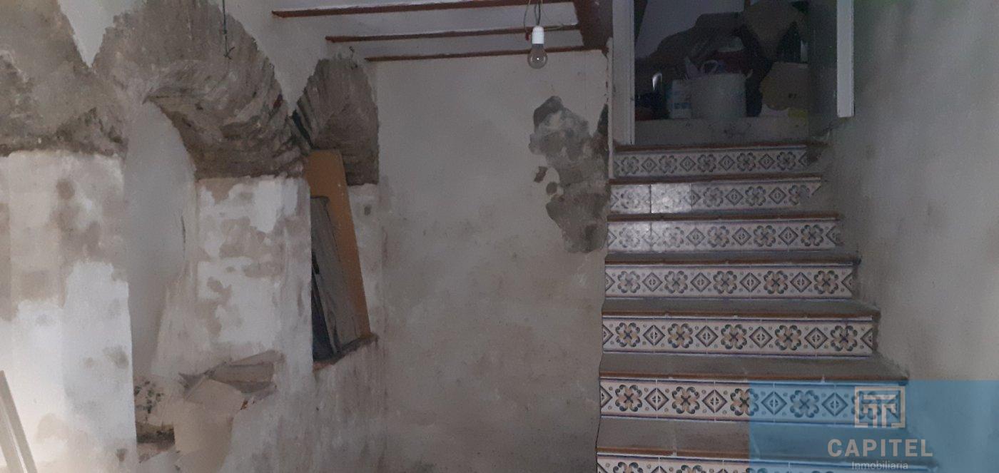 For rent of commercial in Córdoba