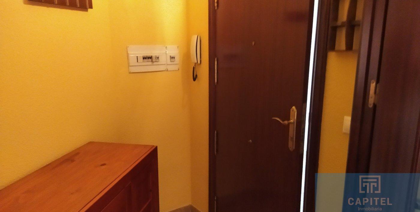 For sale of flat in Córdoba