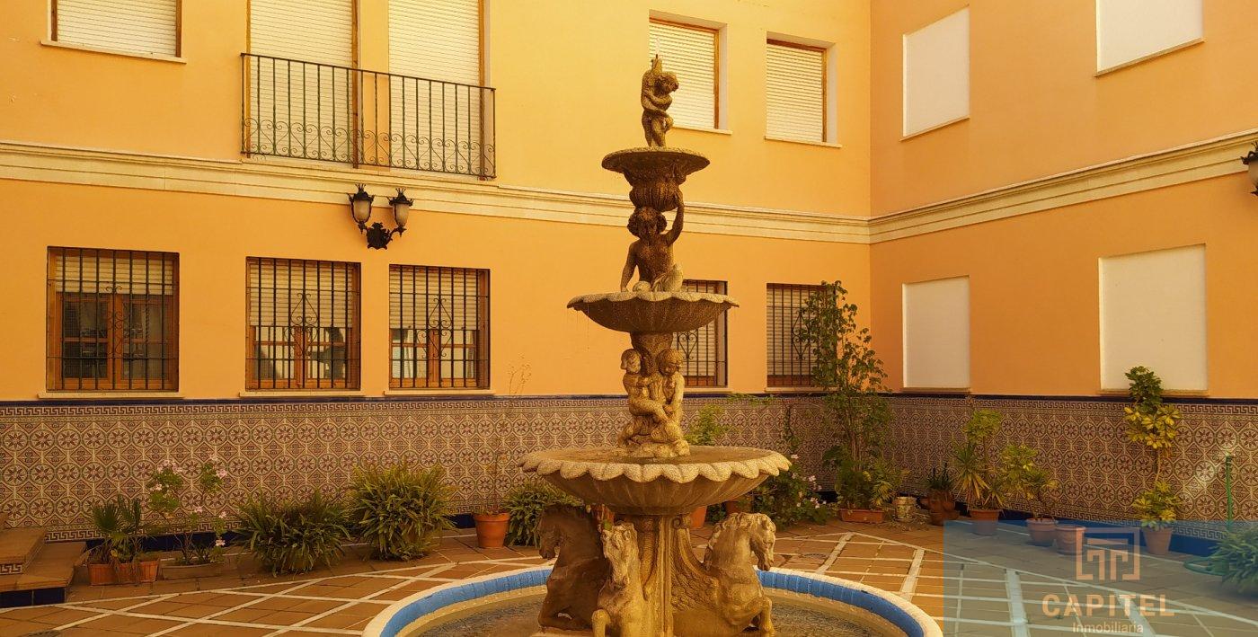 For sale of flat in Córdoba