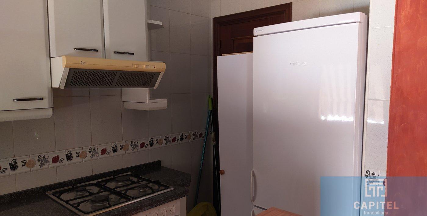 For sale of flat in Córdoba