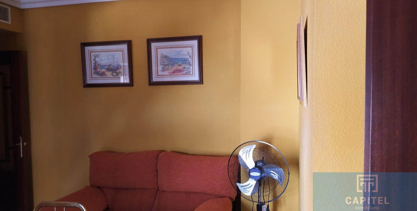 For sale of flat in Córdoba