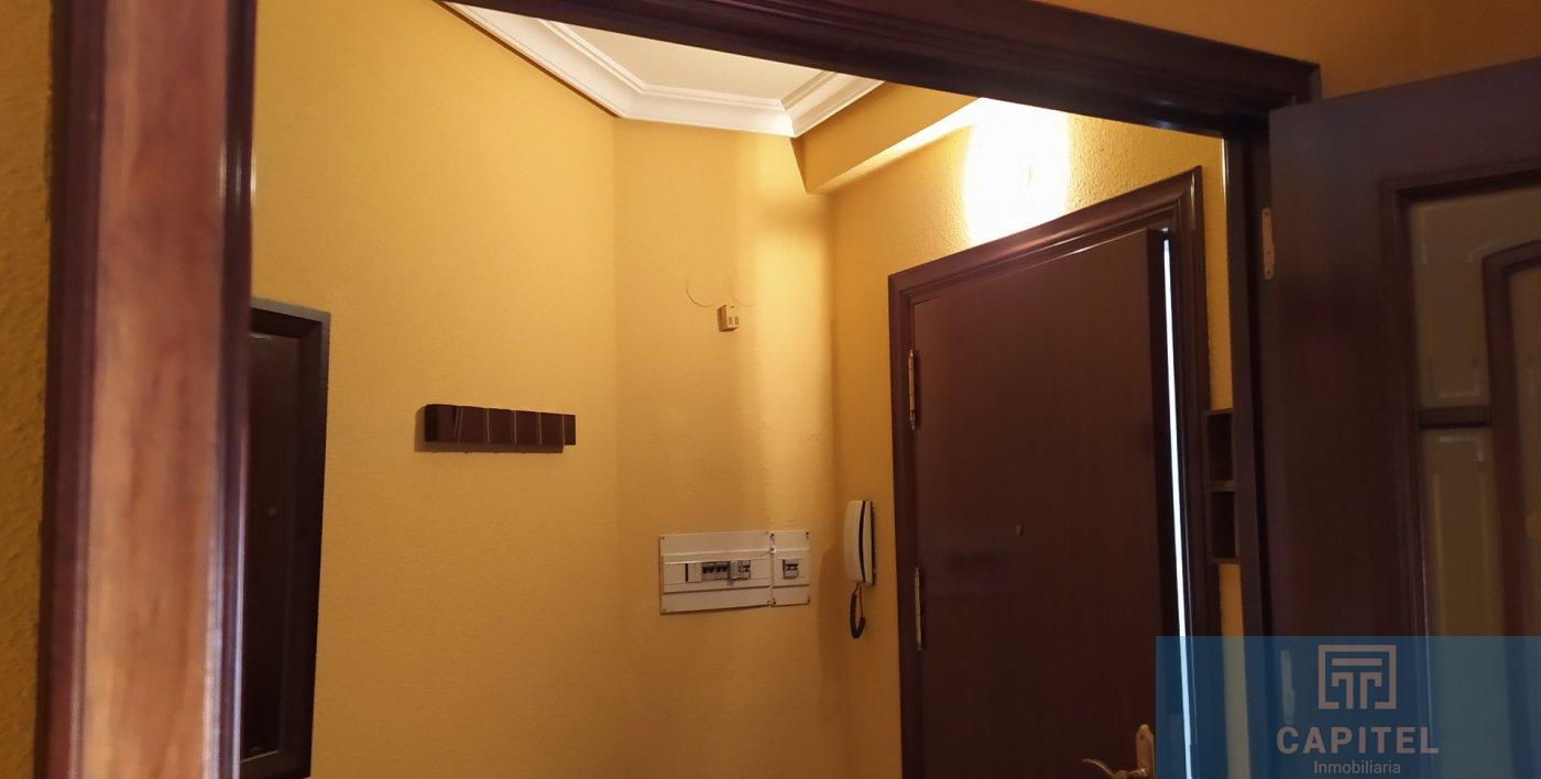 For sale of flat in Córdoba