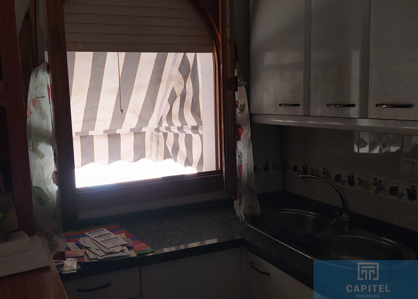 For sale of flat in Córdoba