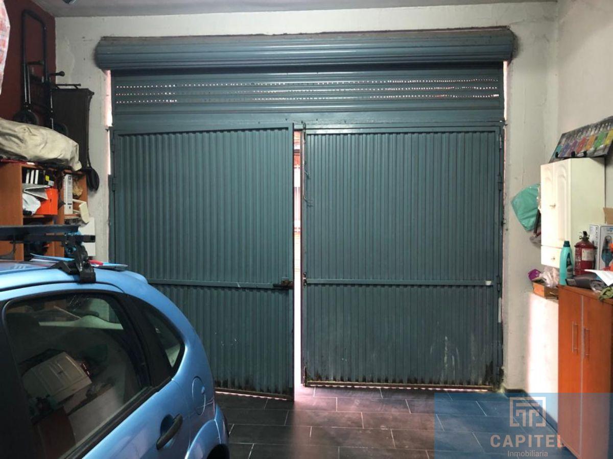 For sale of garage in Córdoba