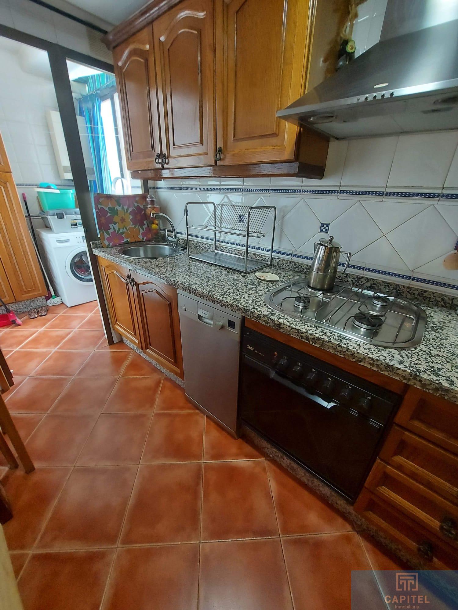 For sale of flat in Córdoba