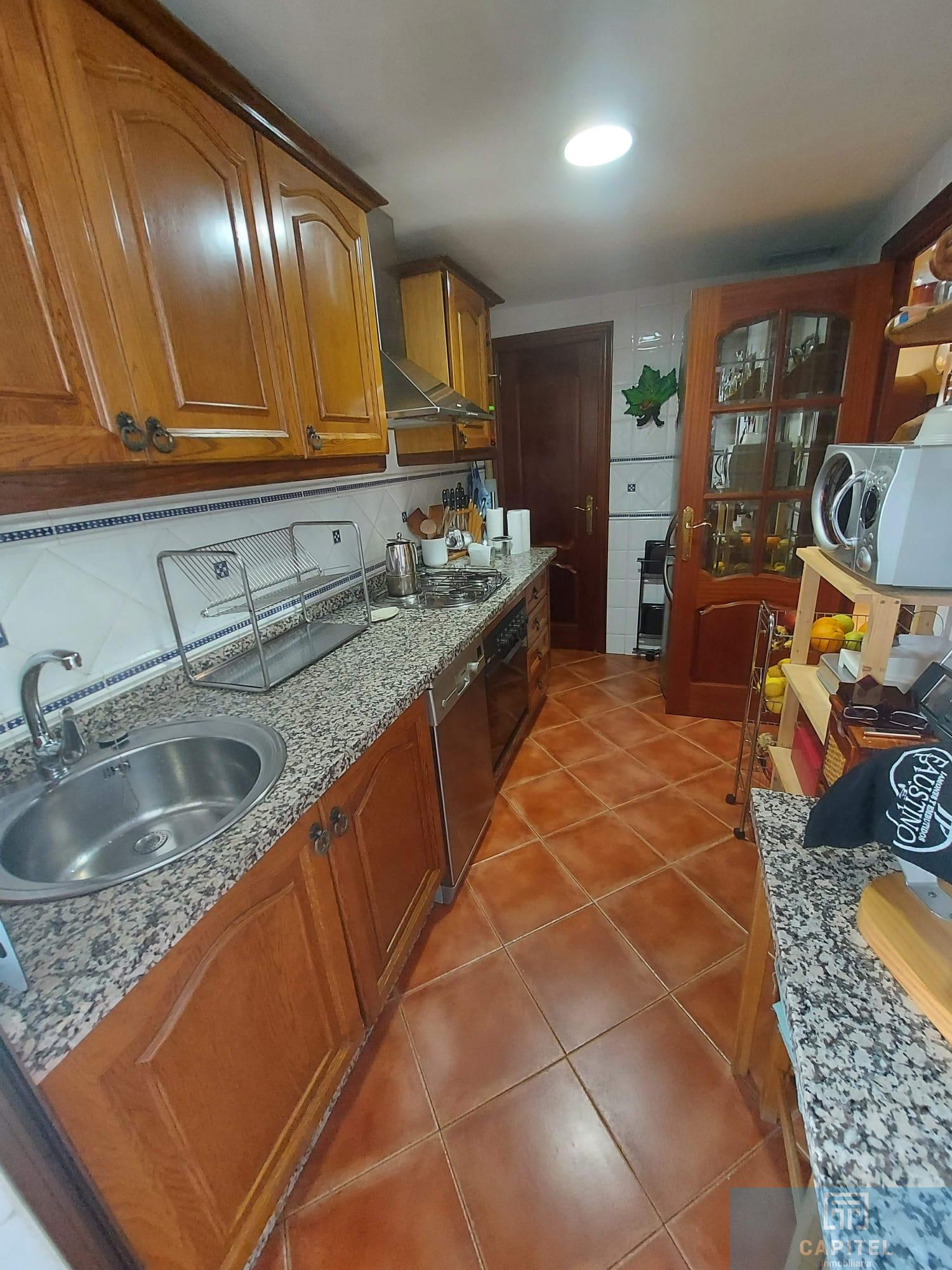 For sale of flat in Córdoba