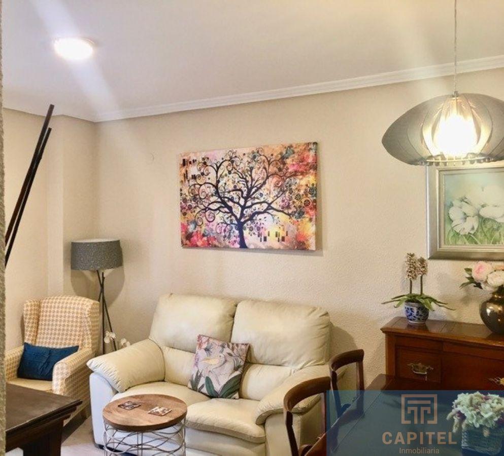 For sale of flat in Córdoba
