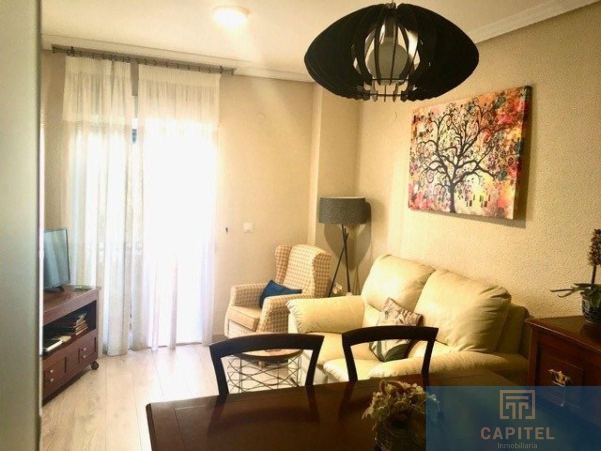 For sale of flat in Córdoba