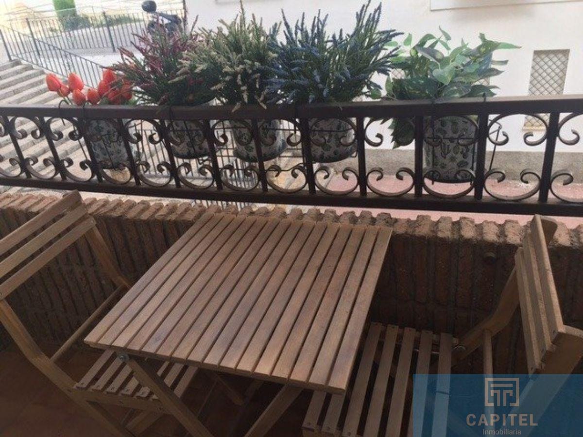 For sale of flat in Córdoba