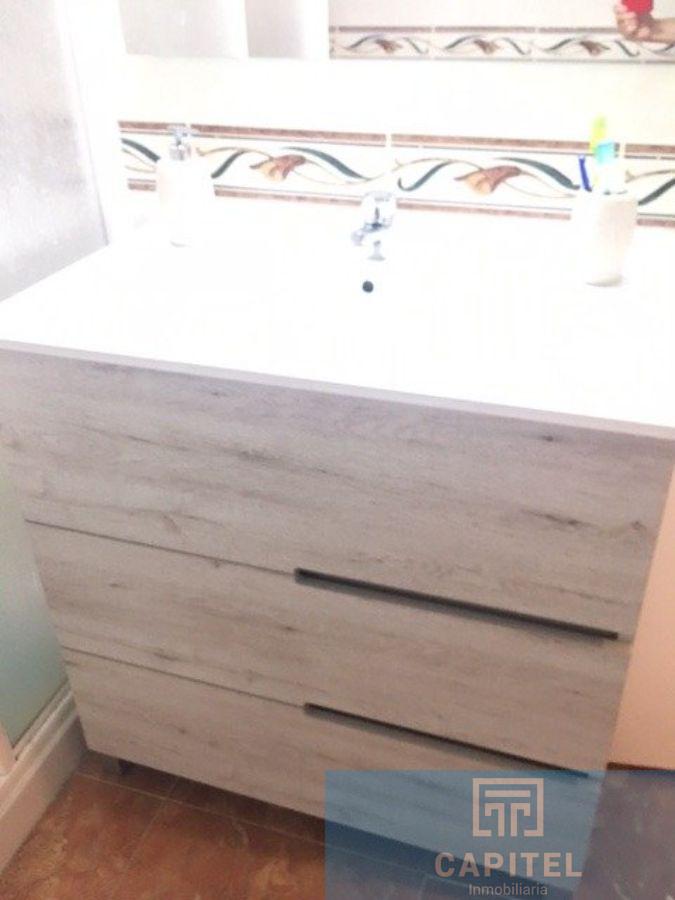 For sale of flat in Córdoba