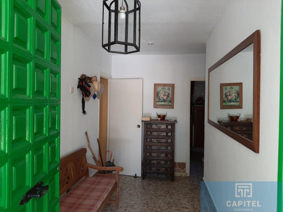 For sale of house in Córdoba