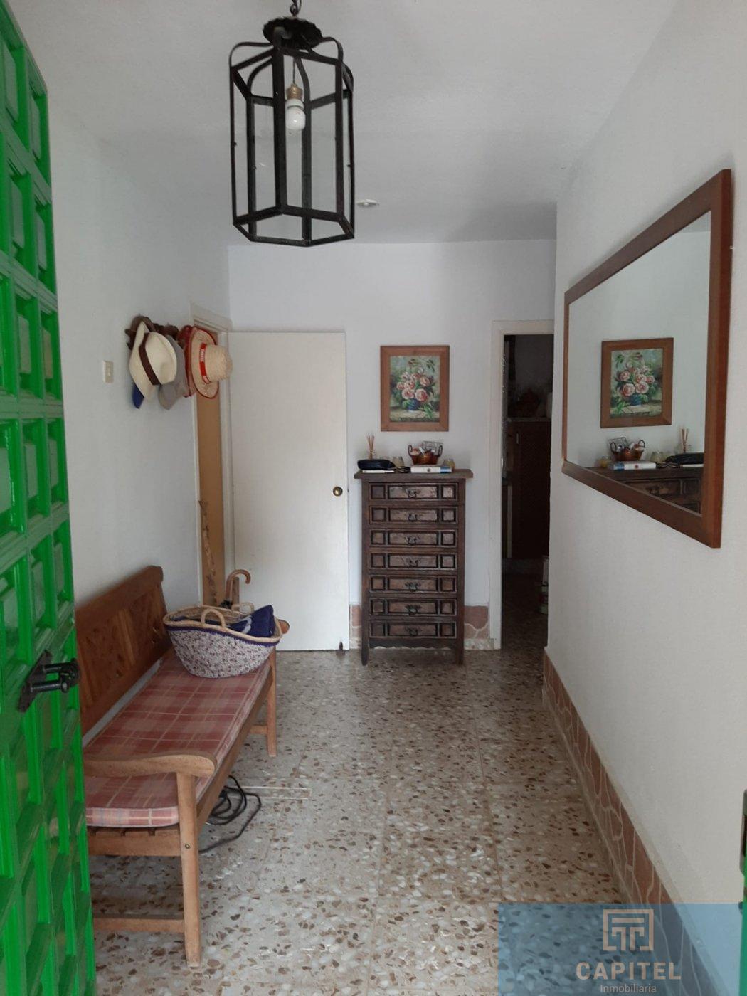 For sale of house in Córdoba