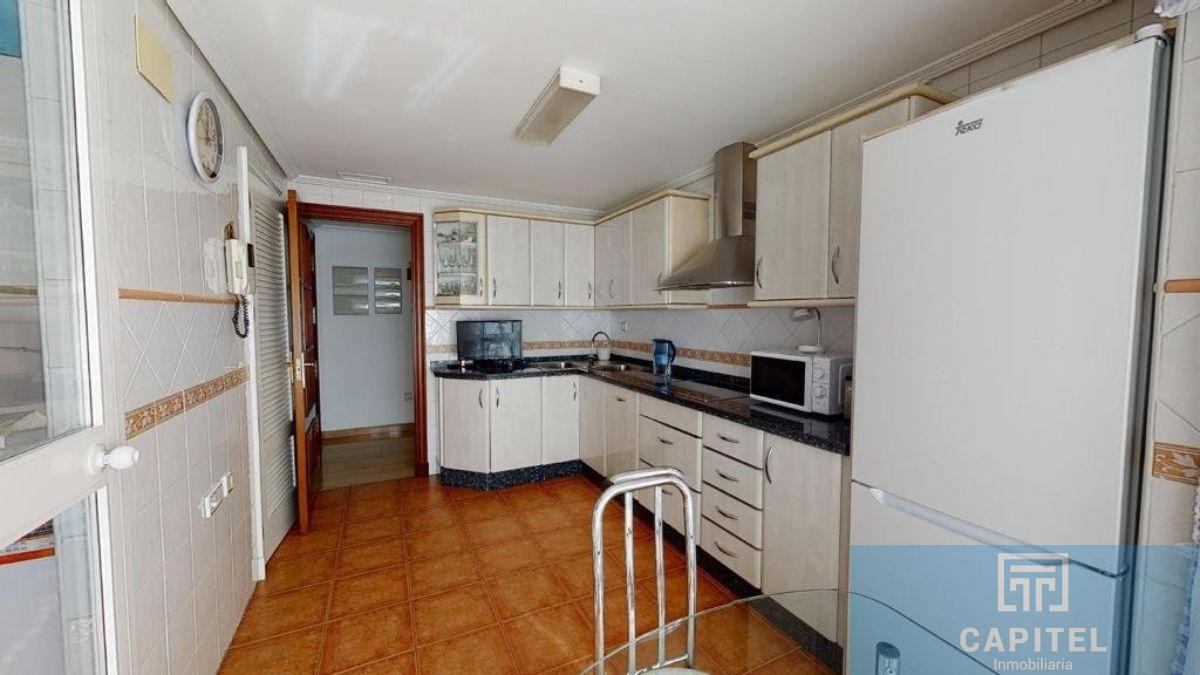 For sale of flat in Córdoba