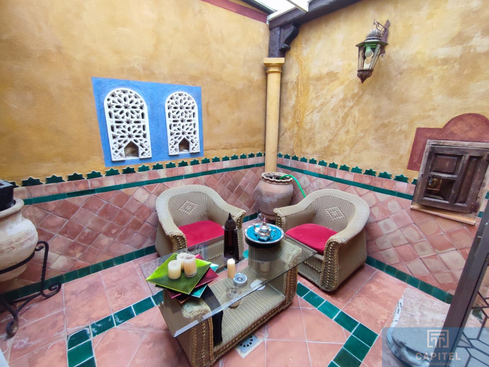 For sale of house in Córdoba