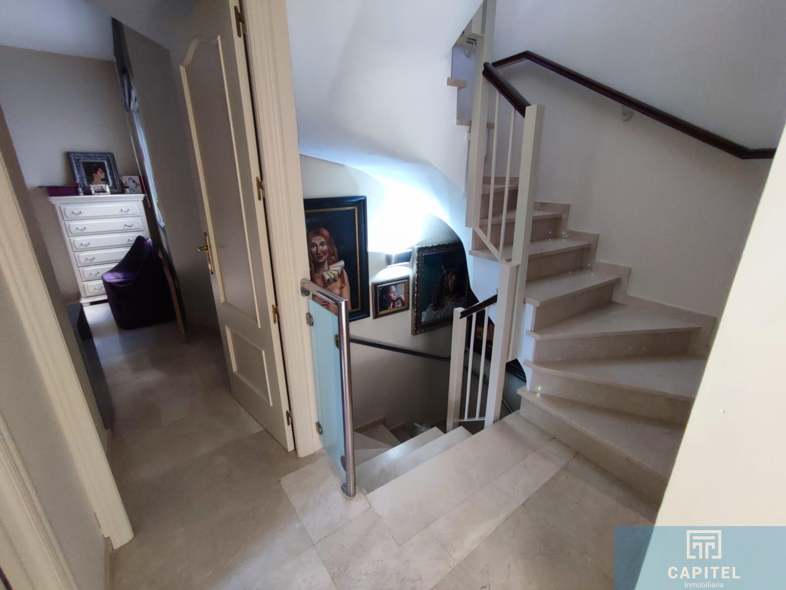 For sale of house in Córdoba