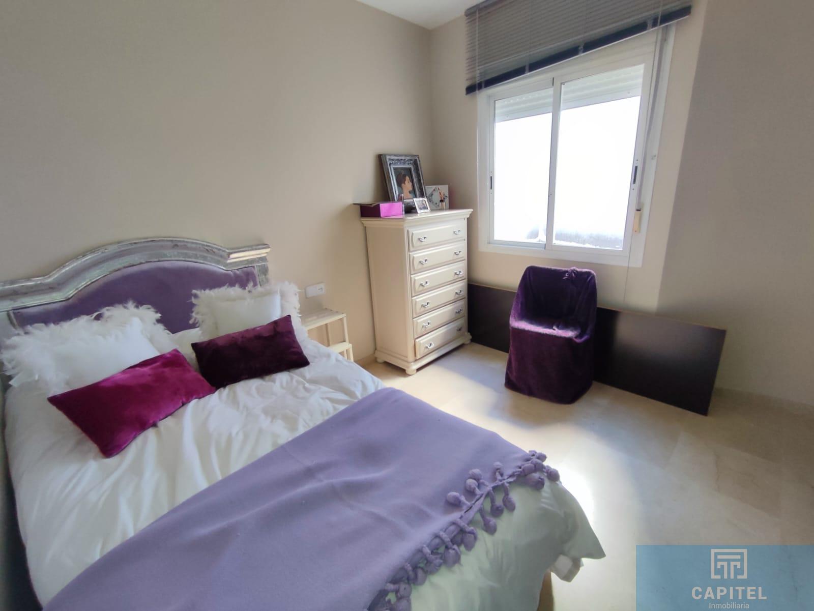 For sale of house in Córdoba