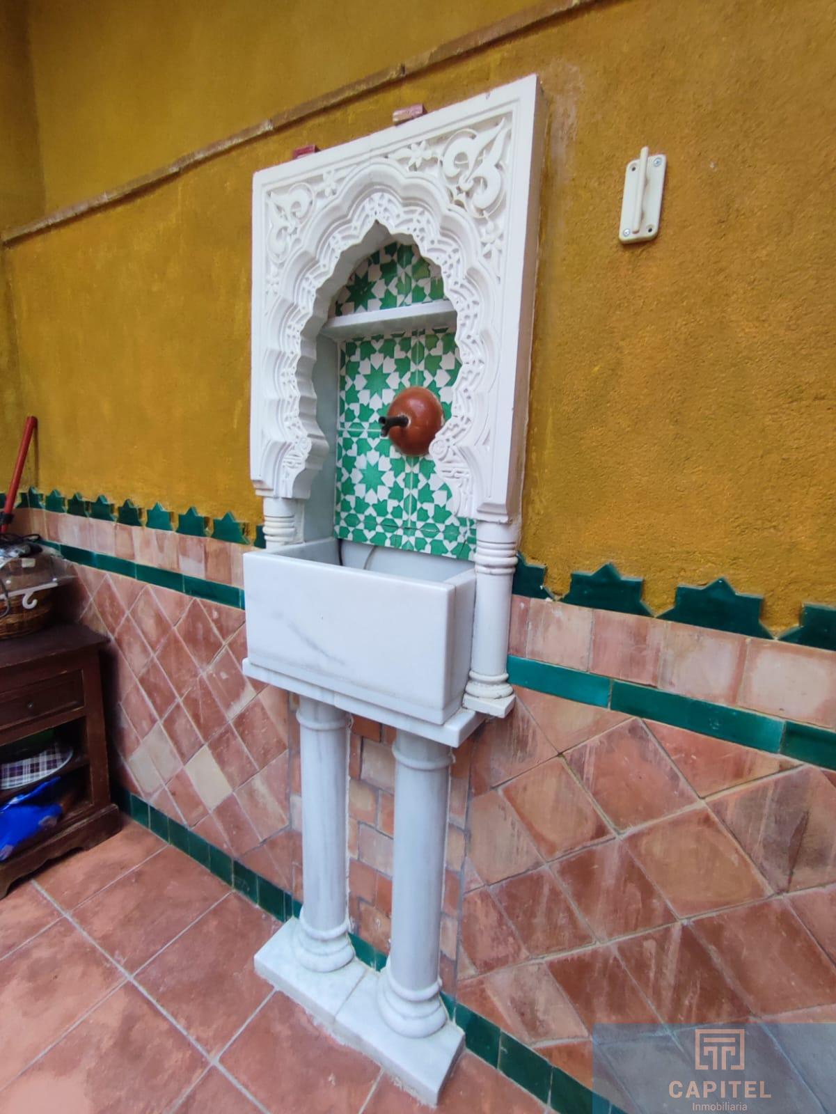 For sale of house in Córdoba