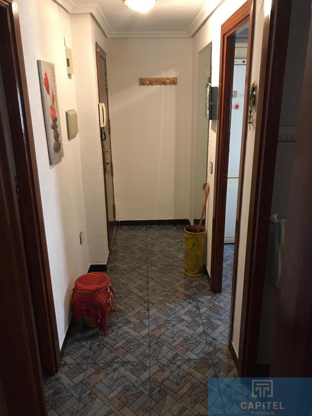 For sale of flat in Córdoba