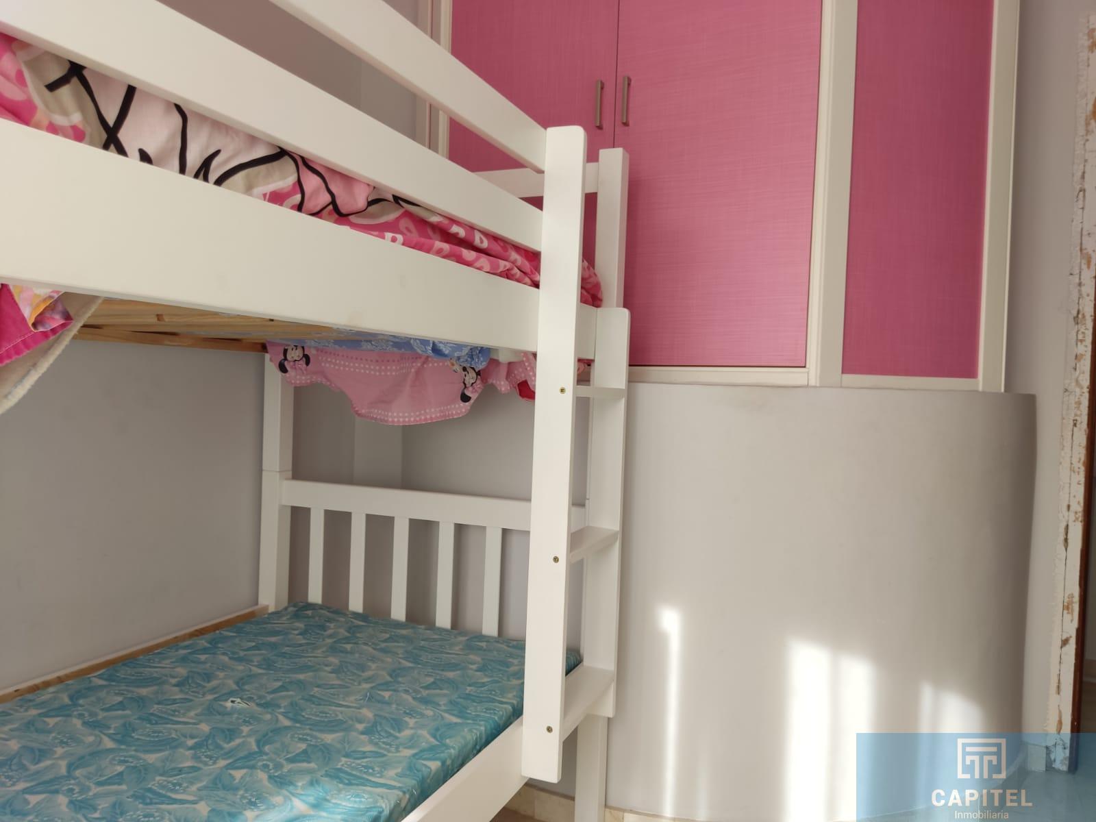 For sale of flat in Córdoba