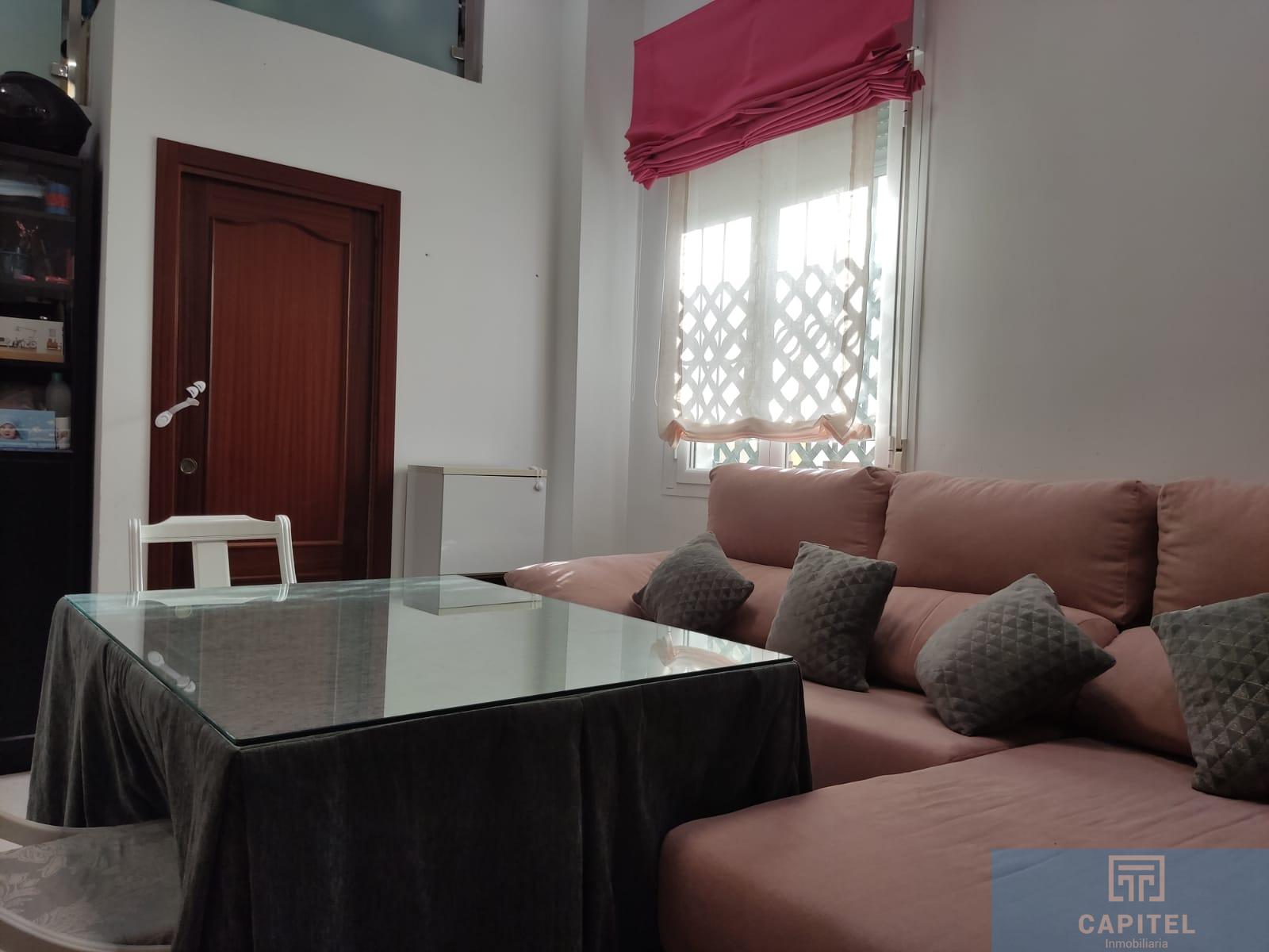 For sale of flat in Córdoba