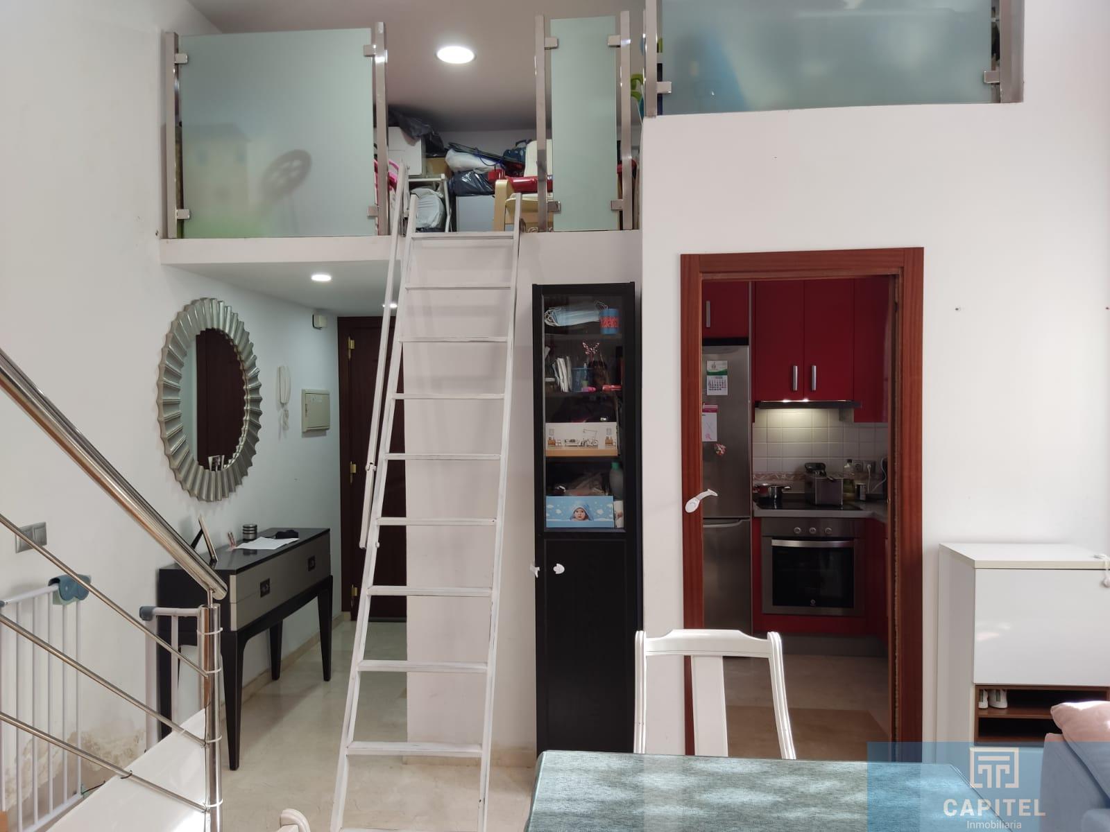 For sale of flat in Córdoba