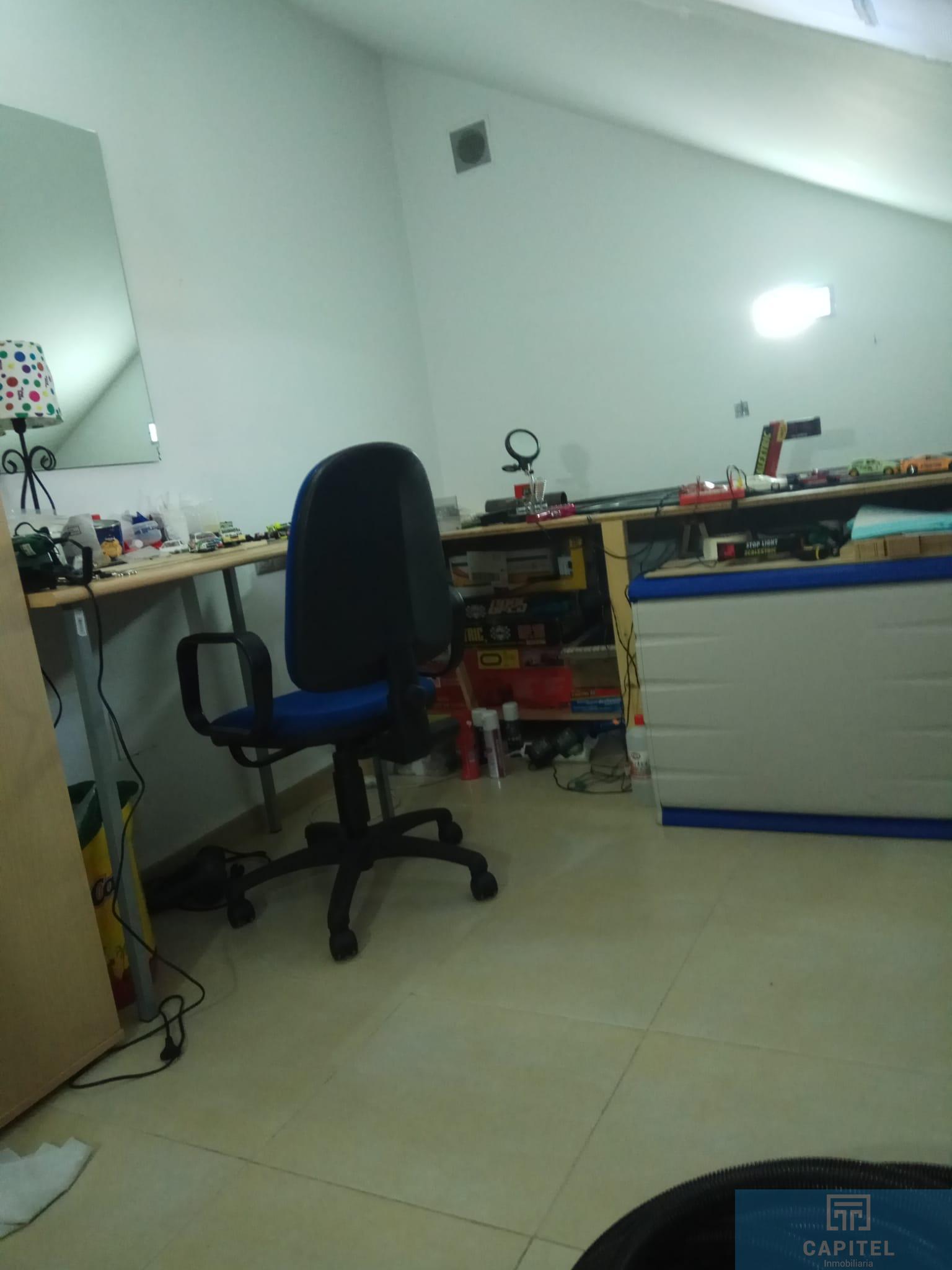 For sale of flat in Córdoba