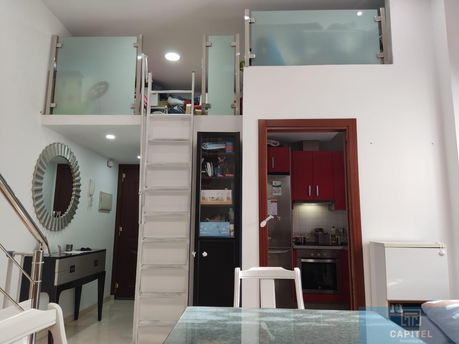 For sale of flat in Córdoba